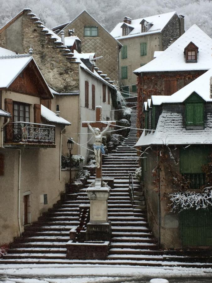 Les Deux Rives Bed and Breakfast Cierp Εξωτερικό φωτογραφία